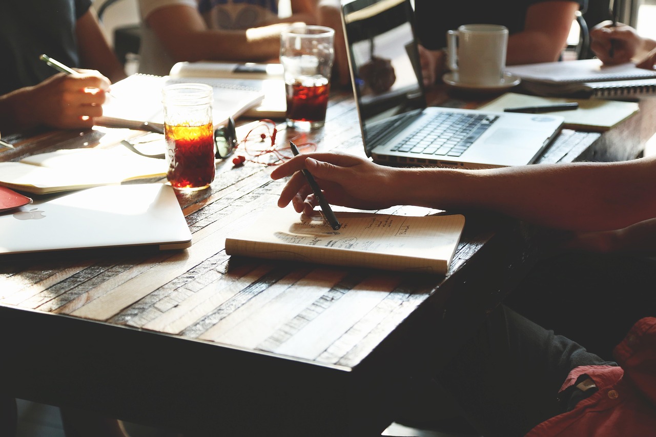 entdecken sie die neuesten trends, tipps und erfolgsgeschichten rund um startups. erhalten sie wertvolle einblicke, inspiration und praktische ratschläge für gründer und unternehmer in der startup-szene.